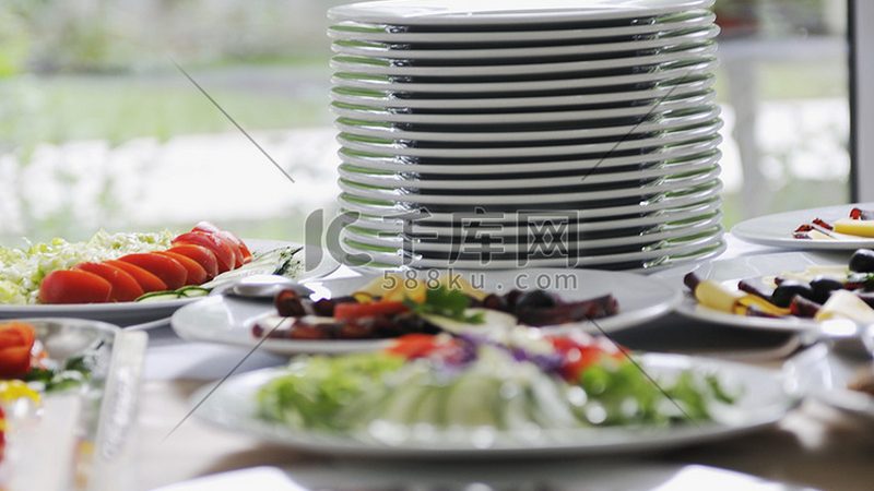 老年膨化食品：如何挑选更健康的选择**